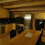 Storhaugen Gard بيت خشبي *