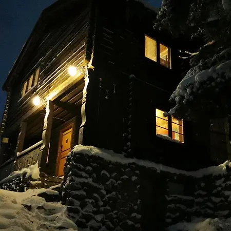 Storhaugen Gard Lodge