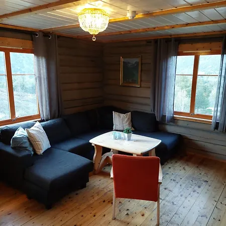 Storhaugen Gard Orman Evi