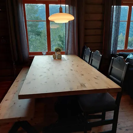 Orman Evi Storhaugen Gard Lom