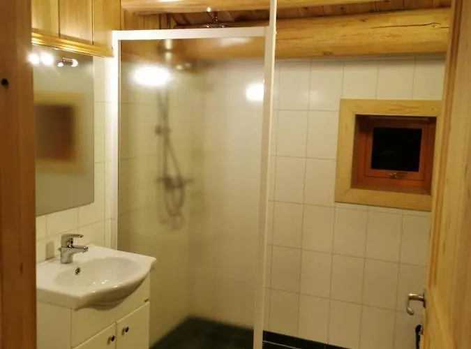 Storhaugen Gard Lodge