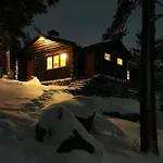 Деревянный коттедж Storhaugen Gard Лом